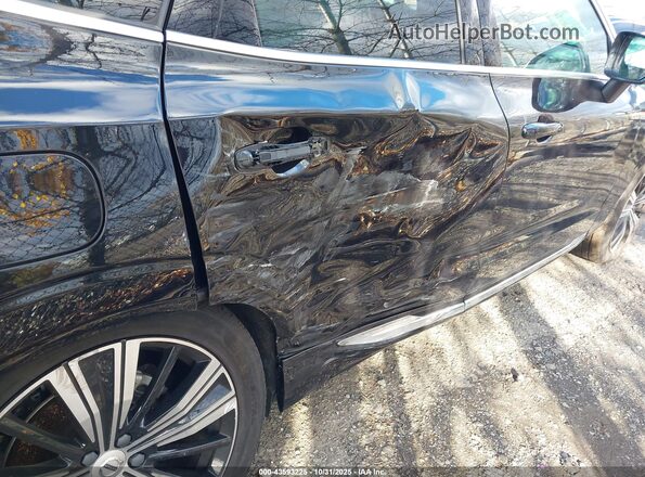 YV4L12RA3P1383371 2023 VOLVO XC60 Black Widok z przodu