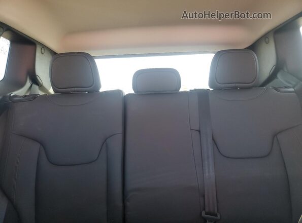 ZACNJDC13PPP73402 2023 JEEP RENEGADE Red უკანა სავარძლების ხედი