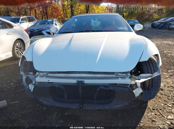 ZAM45VMA8J0273445 2018 MASERATI GRANTURISM White Вид задньої частини салону