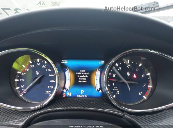 ZAM56RRL4H1230275 2017 MASERATI QUATTROPOR Белый Вид задних сидений