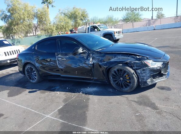 ZAM57XSA9J1286664 2018 MASERATI GHIBLI Черный Вид задней части салона