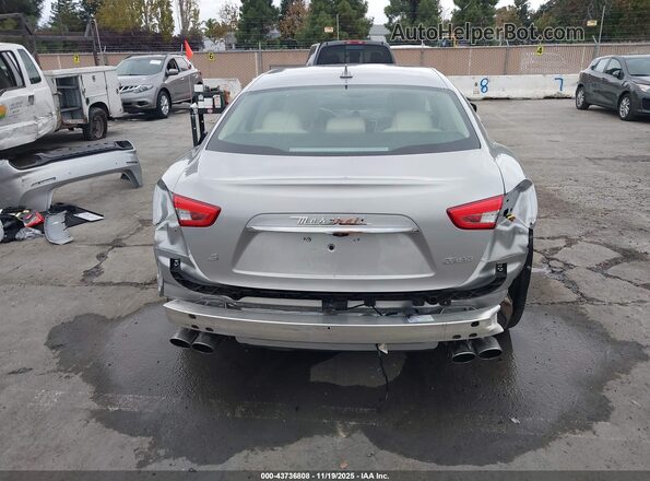 ZAM57YSL8J1275839 2018 MASERATI GHIBLI Бежевый 