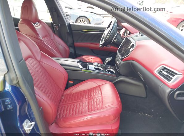 ZAM57YSS1M1362901 2021 MASERATI GHIBLI Синий Вид салона спереди