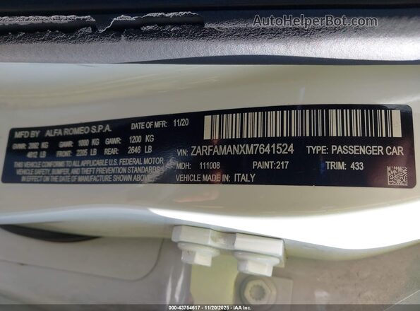 ZARFAMANXM7641524 2021 ALFA ROMEO GIULIA White Вид підкапотного простору