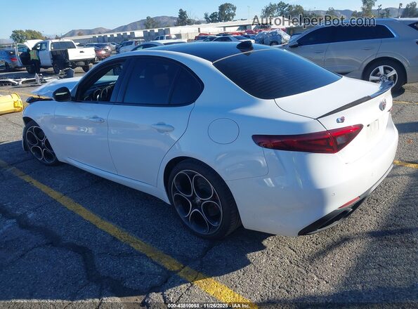 ZARFAMBN0P7668959 2023 ALFA ROMEO GIULIA White უკანა მარცხენა