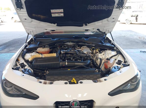 ZARFAMBN1L7634961 2020 ALFA ROMEO GIULIA White Vista trasera