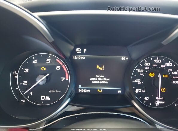 ZARFAMBN6P7673941 2023 ALFA ROMEO GIULIA Черный Вид задних сидений