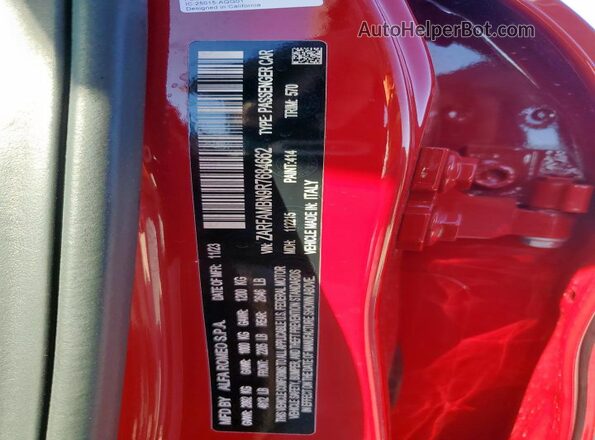 ZARFAMBN9R7684662 2024 ALFA ROMEO GIULIA Красный Вид подкапотного пространства
