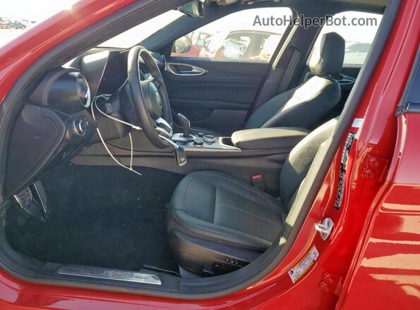 ZARFAMBN9R7684662 2024 ALFA ROMEO GIULIA Красный Вид салона спереди