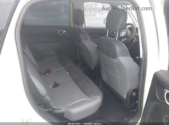 ZFBCFADH8HZ040189 2017 FIAT 500L Белый Вид наклейки с VIN-кодом