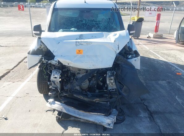 ZFBERFAB5J6H89815 2018 RAM PROMASTER CITY Белый Вид спереди