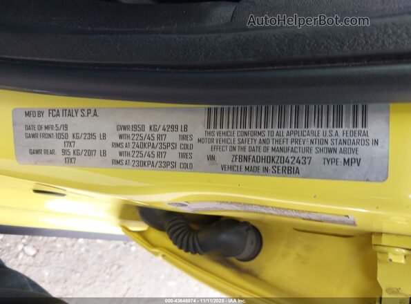 ZFBNFADH0KZ042437 2019 FIAT 500L Желтый Вид подкапотного пространства