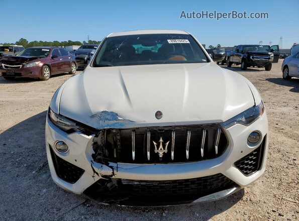 ZN661YUAXMX359666 2021 MASERATI LEVANTE Белый Вид спереди