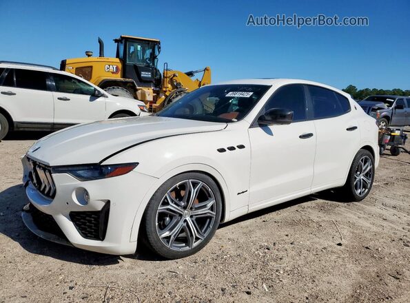 ZN661YUAXMX359666 2021 MASERATI LEVANTE Белый Передняя левая четверть