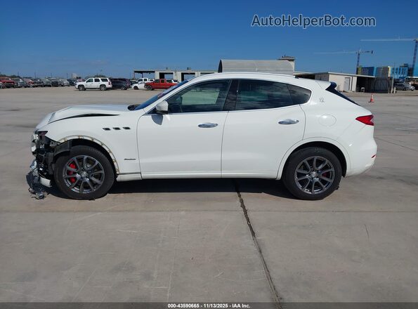 ZN661YUL9JX302307 2018 MASERATI LEVANTE Белый 