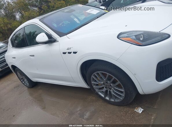 ZN682AVA5P7416288 2023 MASERATI GRECALE White უკანა სალონის ხედი