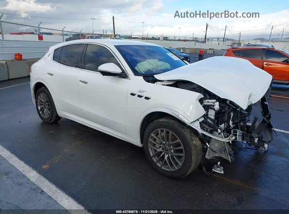 ZN682AVA7P7416020 2023 MASERATI GRECALE White Delantero derecho