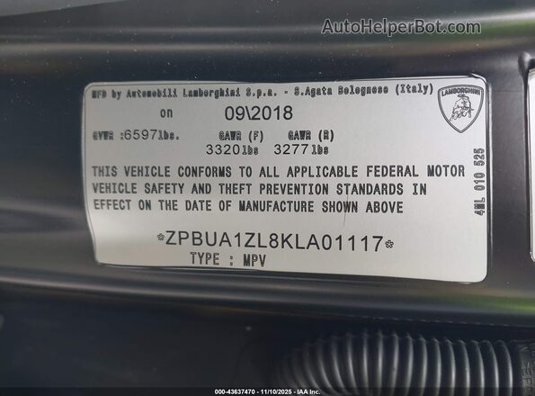 ZPBUA1ZL8KLA01117 2019 LAMBORGHINI URUS White Widok komory silnika