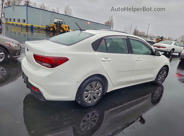 3KPA24AD8LE321335 2020 KIA RIO White Przód prawy