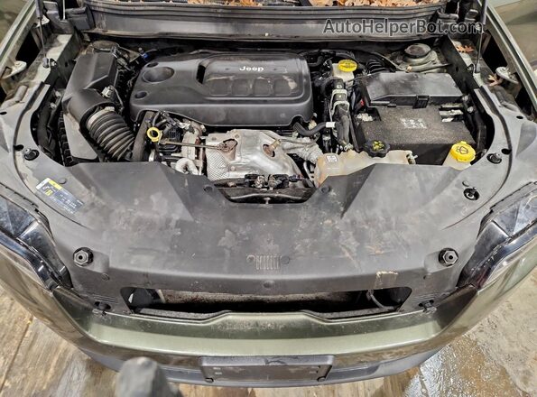 1C4PJMLNXKD237357 2019 JEEP GRAND CHER Зеленый Вид подкапотного пространства