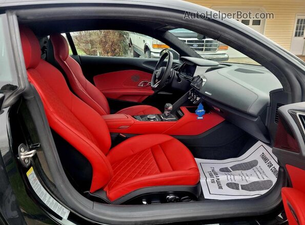 WUAKBAFX4M7901384 2021 AUDI R8 Черный Вид сзади