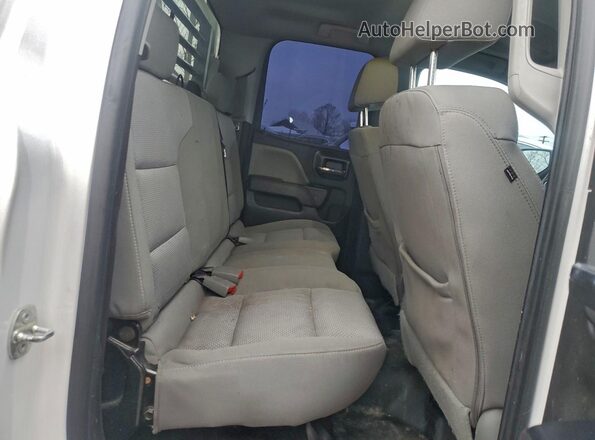 1GCVKNEC1HZ388301 2017 CHEVROLET ALL MODELS Белый Вид задней части салона