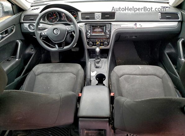1VWAT7A34HC031370 2017 VOLKSWAGEN PASSAT Белый Вид щитка приборов