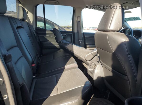 5FPYK3F61HB009479 2017 HONDA RIDGELINE Черный Вид задней части салона