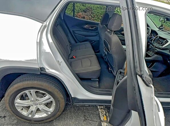 3GKALMEV5LL279111 2020 GMC TERRAIN White Widok wnętrza z przodu