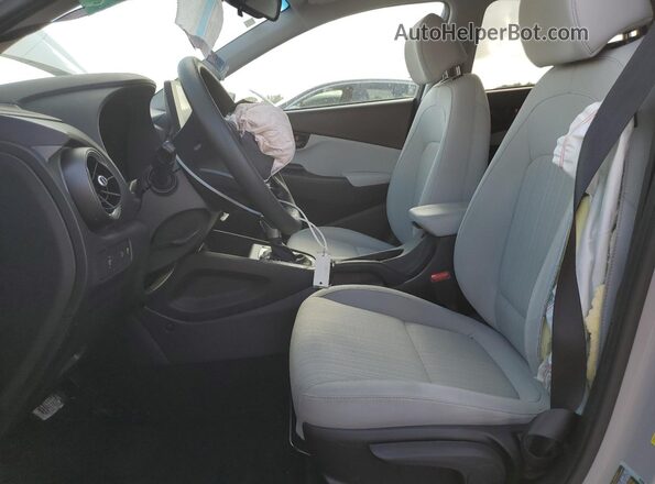 KM8K62AB5NU870437 2022 HYUNDAI KONA Серебряный Вид панели приборов