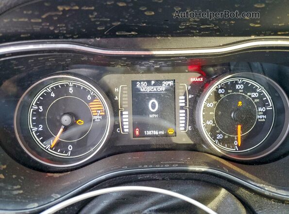 1C4PJMLB7KD181304 2019 JEEP GRAND CHER Black Widok tylnych siedzeń