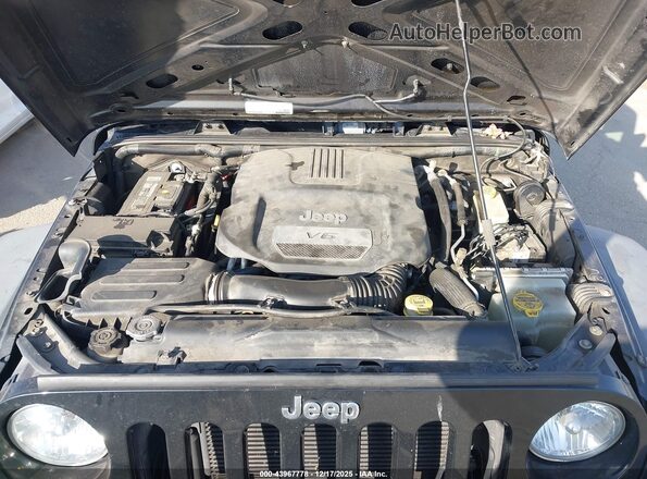 1C4BJWDG0GL128120 2016 JEEP WRANGLER UNLIMITED Black Rear view