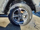 2023 Jeep Wrangler Sahara Серый vin: 1C4HJXEG2PW670512 Damage: Left Rear Tire, Worn, Replacement Required