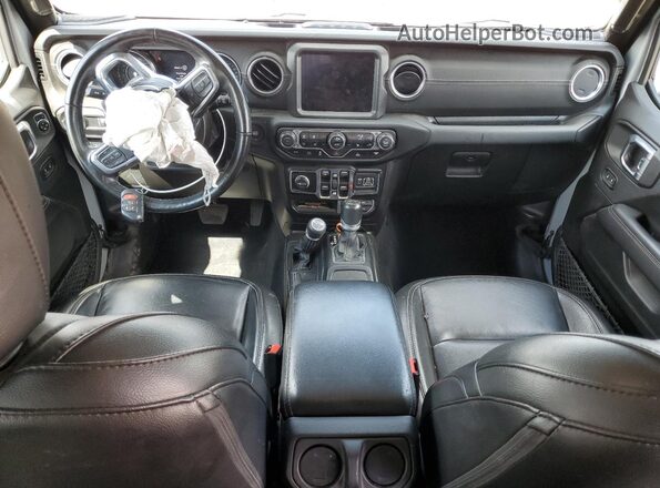 1C4JJXP6XPW662308 2023 JEEP WRANGLER Серебряный Вид панели приборов