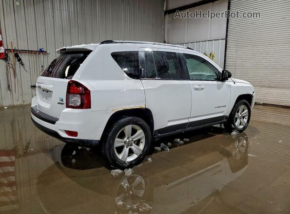 1C4NJDBB7GD798864 2016 JEEP COMPASS White უკანა მარჯვენა