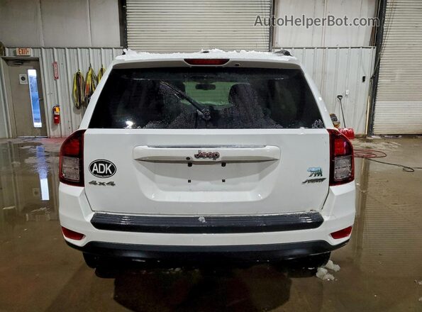 1C4NJDBB7GD798864 2016 JEEP COMPASS White უკანა ხედი