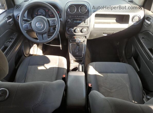 1C4NJDBB8GD566547 2016 JEEP COMPASS Black Widok deski rozdzielczej