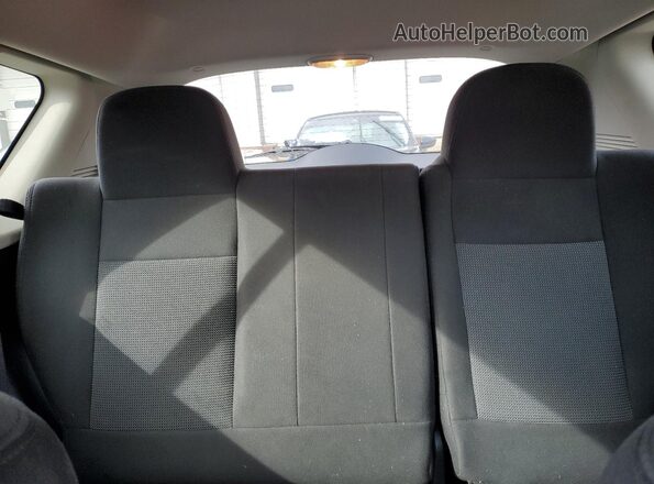 1C4NJDBB9GD686521 2016 JEEP COMPASS Blue Widok tylnych siedzeń