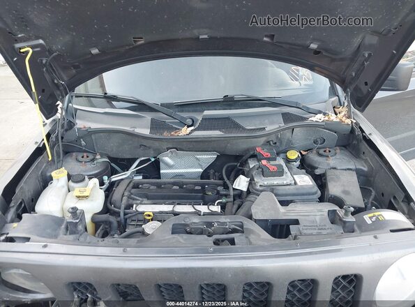 1C4NJPBA6GD575370 2016 JEEP PATRIOT Gray Rear view