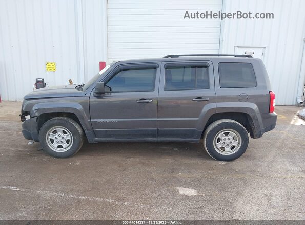 1C4NJPBA6GD575370 2016 JEEP PATRIOT Gray 360 interior view