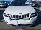 2019 Jeep Cherokee Latitude Plus Fwd White vin: 1C4PJLLN4KD147602