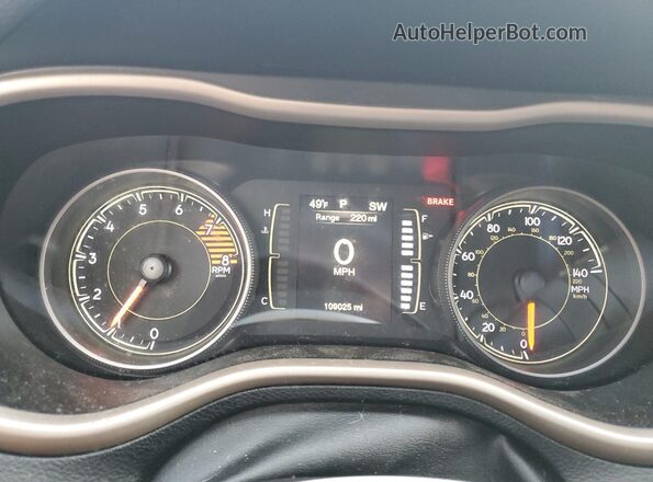 1C4PJMCS5HW556040 2017 JEEP CHEROKEE Black Widok zestawu wskaźników