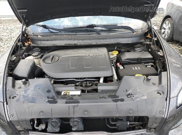 1C4PJMCS5HW556040 2017 JEEP CHEROKEE Black Widok komory silnika