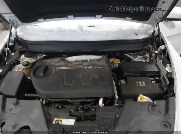 1C4PJMCS6HW633238 2017 JEEP CHEROKEE White უკანა ხედი