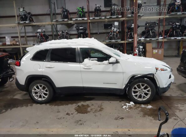 1C4PJMCS6HW633238 2017 JEEP CHEROKEE White უკანა სალონის ხედი