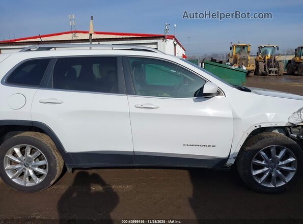 1C4PJMDS3HW545505 2017 JEEP CHEROKEE White Widok wnętrza z tyłu