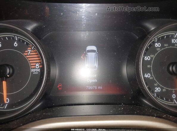 1C4PJMDS8HW620568 2017 JEEP CHEROKEE Серебряный Вид задних сидений