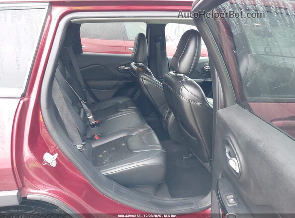 1C4PJMLB2KD425179 2019 JEEP CHEROKEE Maroon Widok naklejki z numerem VIN