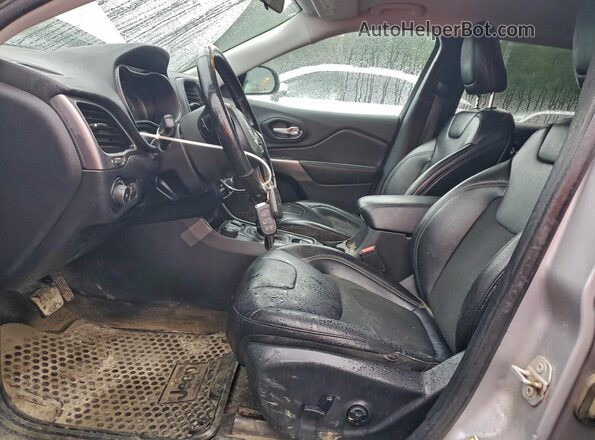 1C4PJMLB2LD551897 2020 JEEP CHEROKEE Серебряный Вид салона спереди