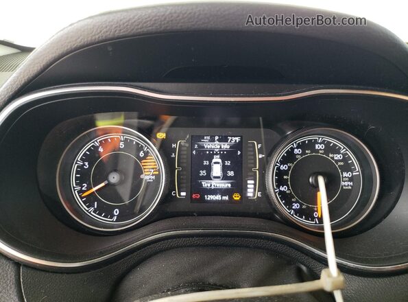 1C4PJMLB5LD602518 2020 JEEP CHEROKEE Серебряный Вид щитка приборов